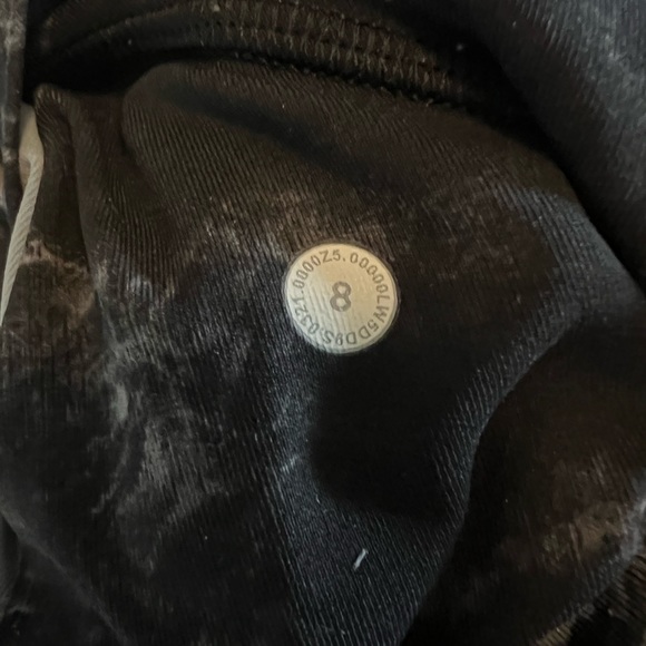 Lululemon Swift Speed High-Rise Tight 28"
🔥Aquila Black Multi. EUC - Picture 7 of 9